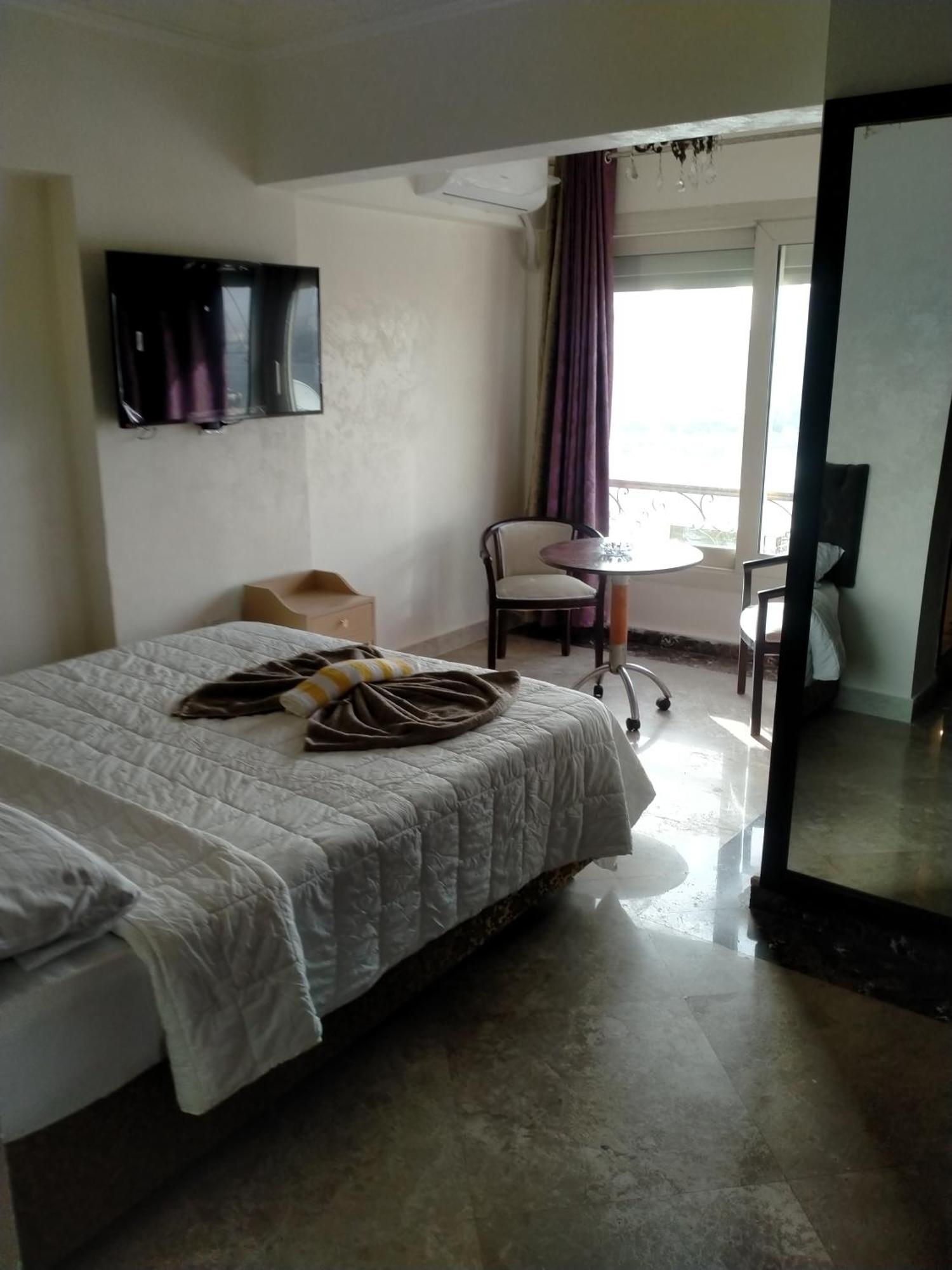 Jasmine Nile Sky Hotel Cairo Exterior photo